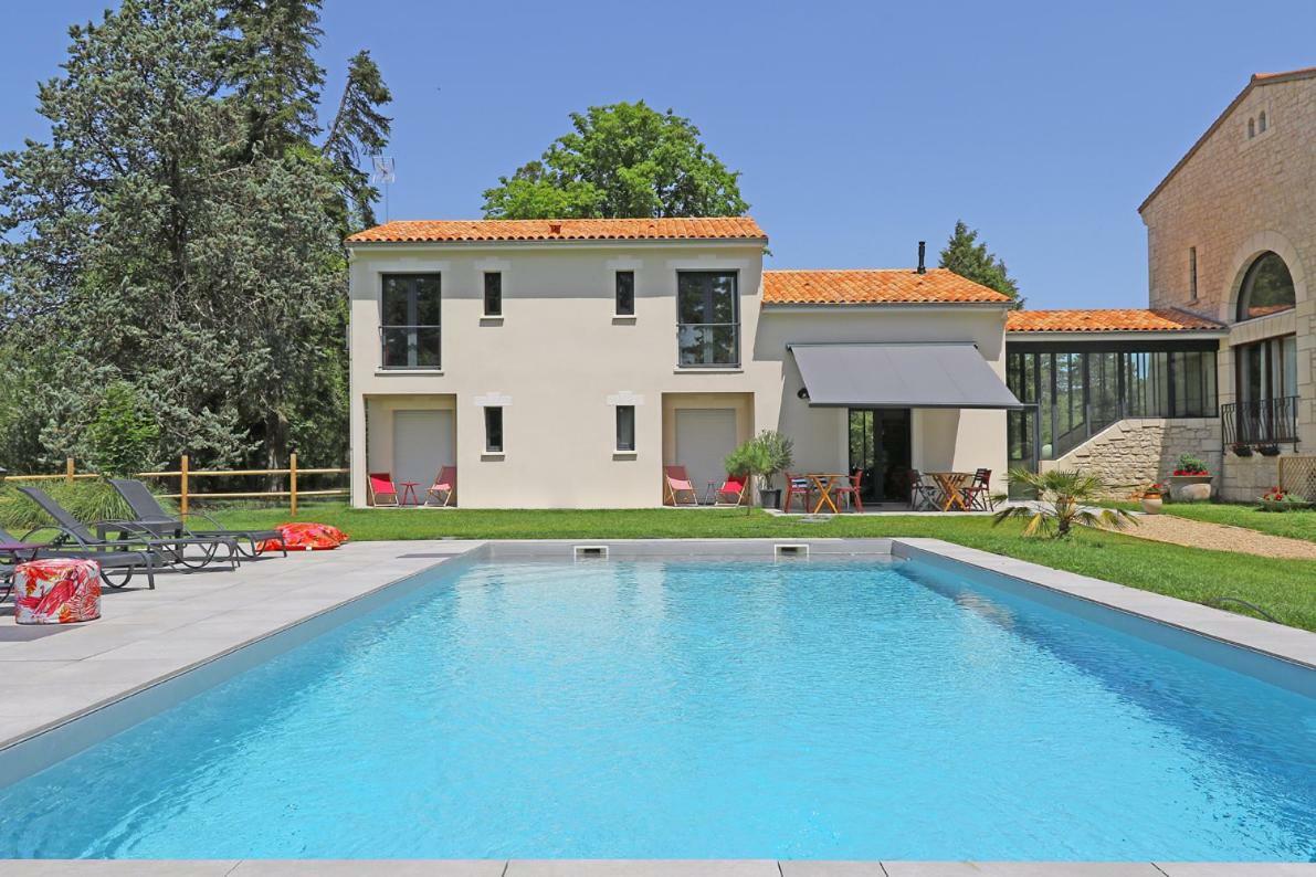 L Esprit Du Clain Chambres D Hotes Bandb De Standing Proches Du Futuroscope Golf Et Lac De St Cyr Naintre Εξωτερικό φωτογραφία