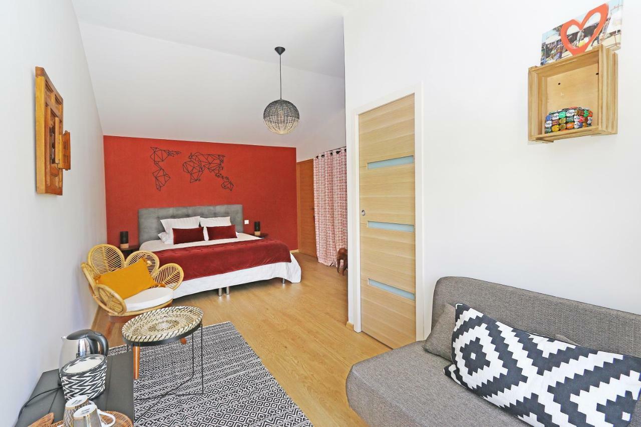L Esprit Du Clain Chambres D Hotes Bandb De Standing Proches Du Futuroscope Golf Et Lac De St Cyr Naintre Εξωτερικό φωτογραφία